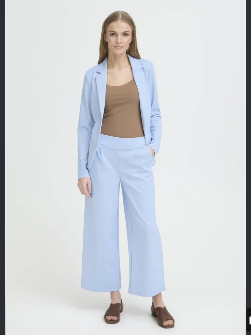 b.young Women's size large IHKATE Sustainable Wide Leg Pants Blue NWT Authentic